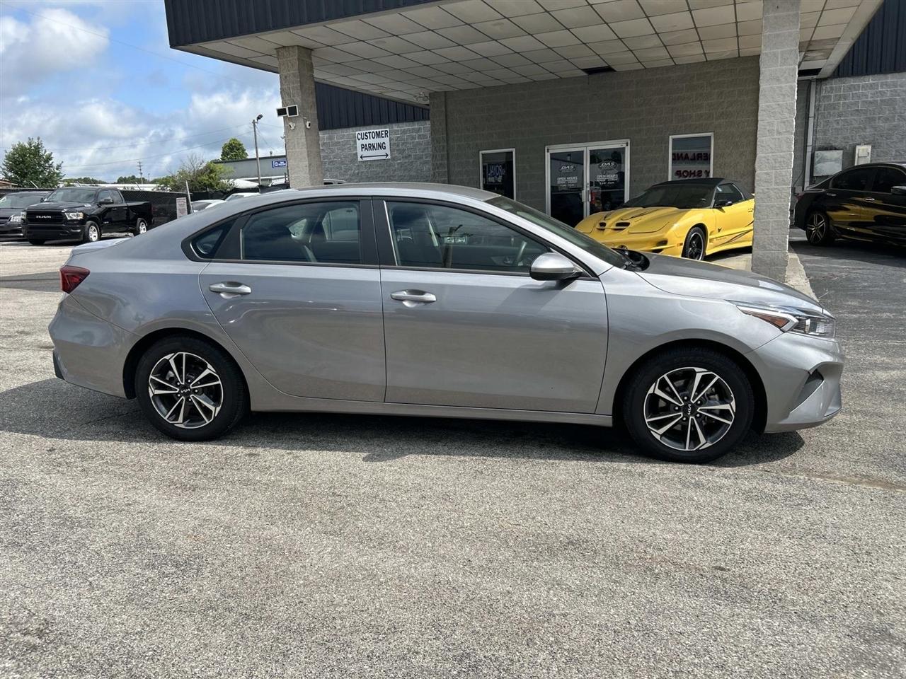 Kia Forte LXS IVT 2024