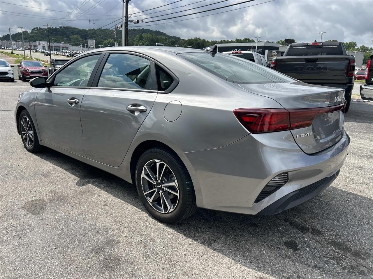 Kia Forte LXS IVT 2024