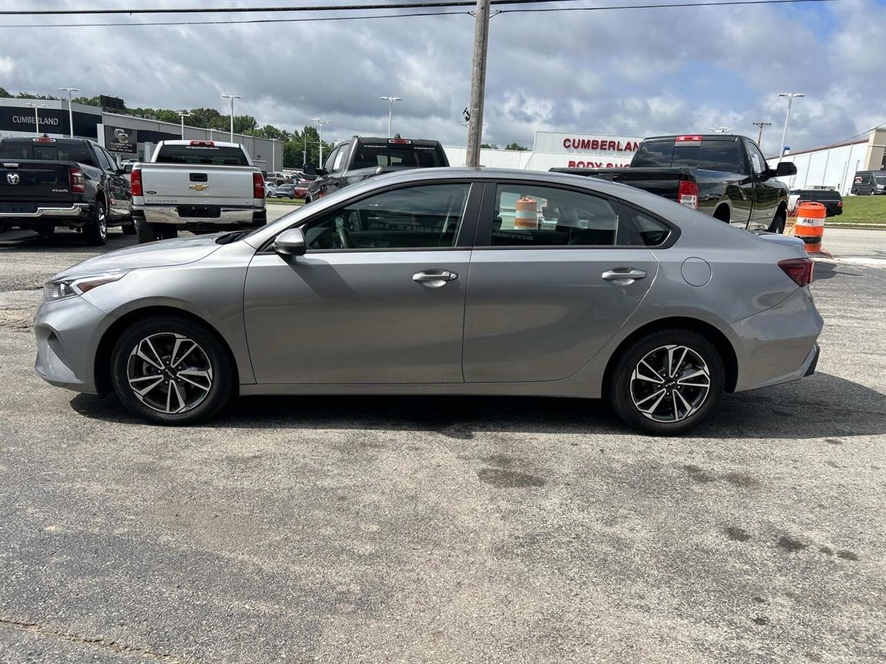 Kia Forte LXS IVT 2024