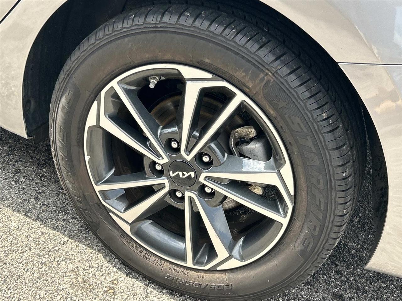 Kia Forte LXS IVT 2024