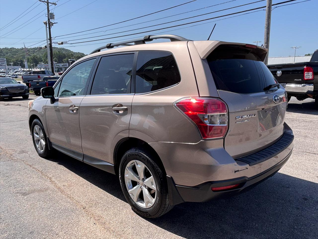 Subaru Forester 4dr CVT 2.5i Limited PZEV 2015