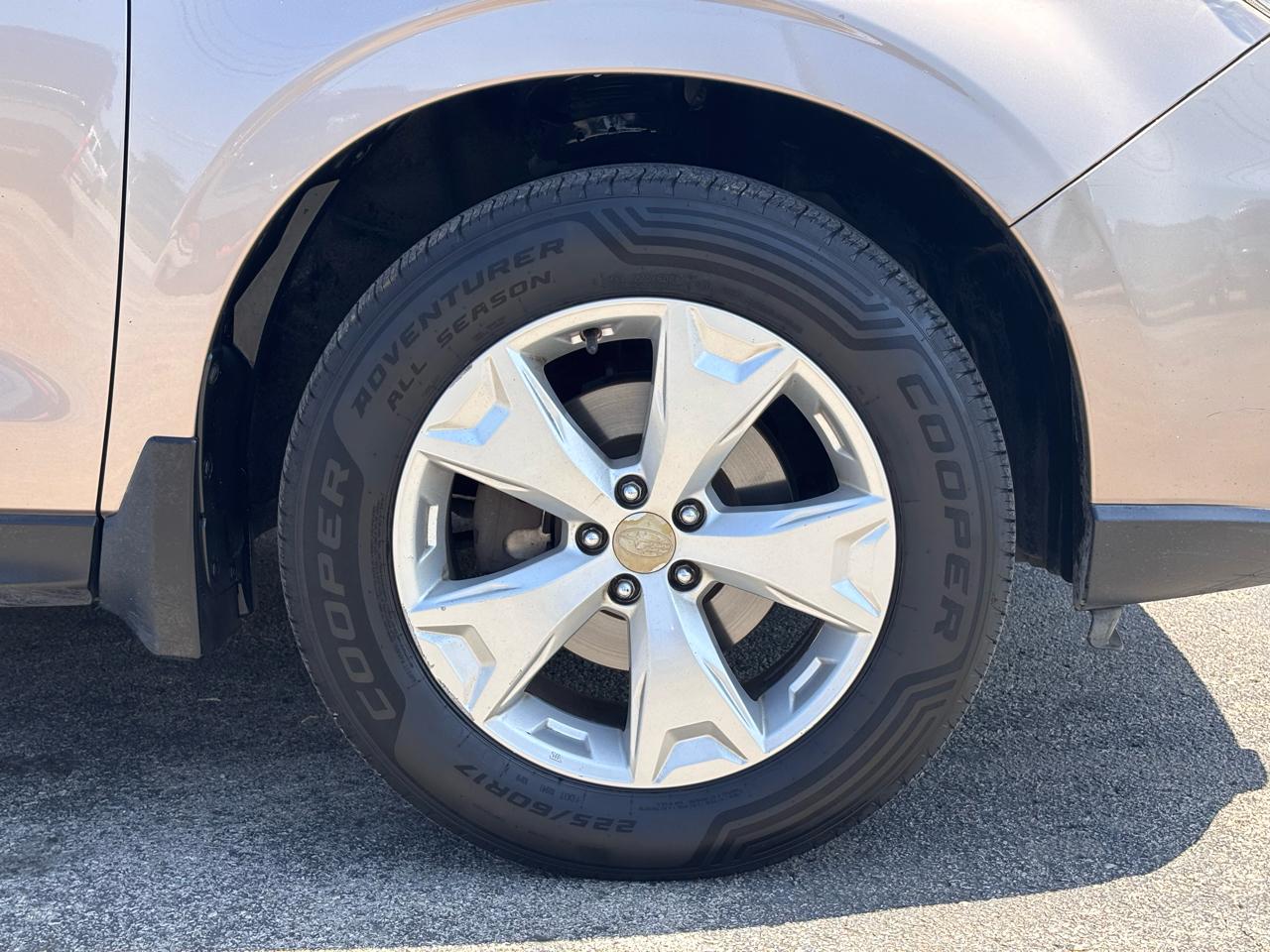 Subaru Forester 4dr CVT 2.5i Limited PZEV 2015