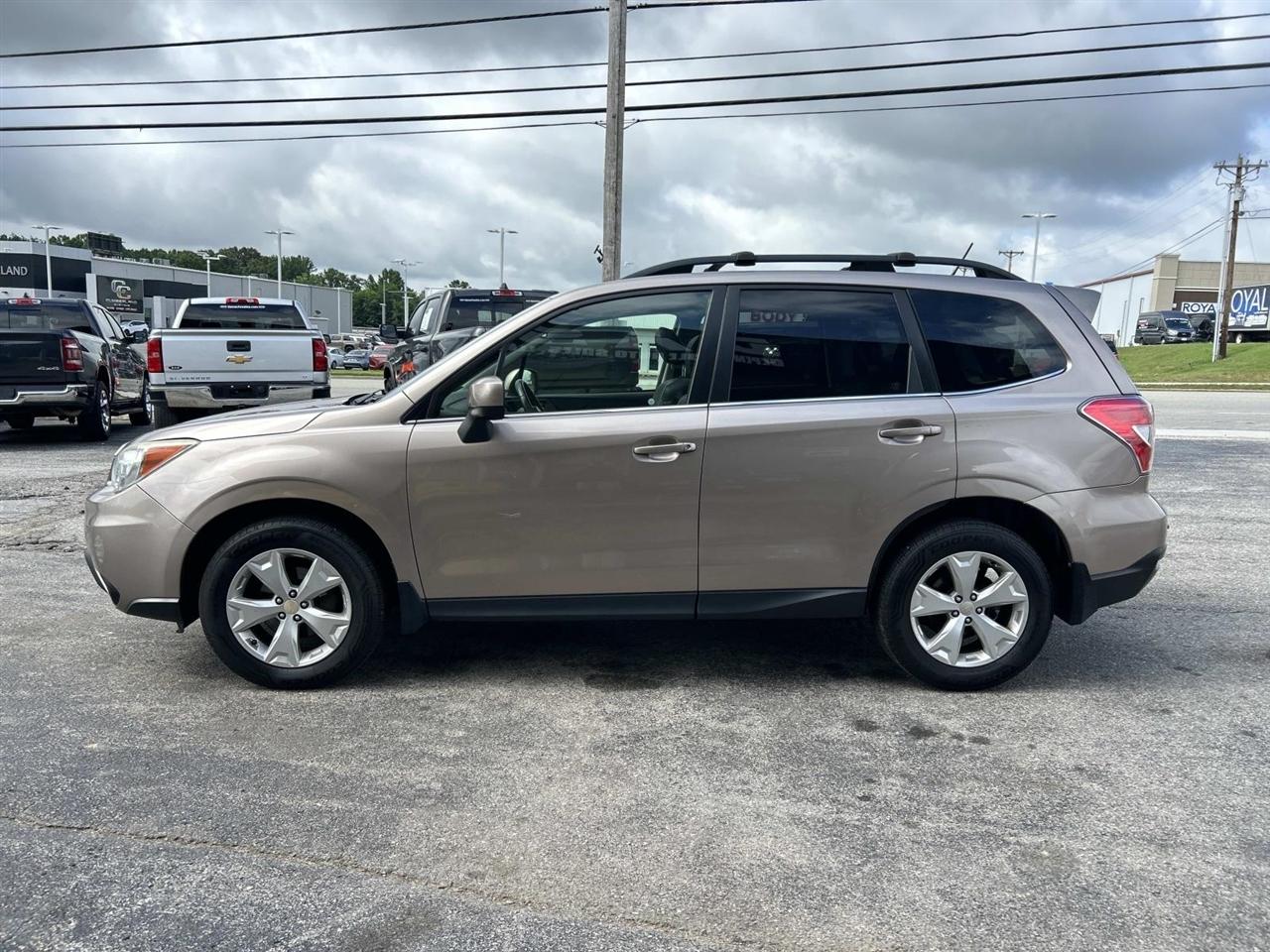 Subaru Forester 4dr CVT 2.5i Limited PZEV 2015