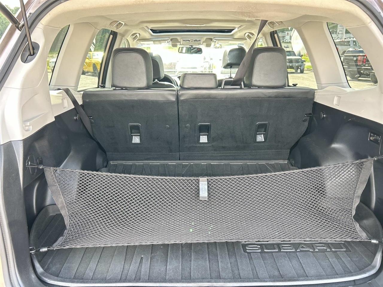 Subaru Forester 4dr CVT 2.5i Limited PZEV 2015