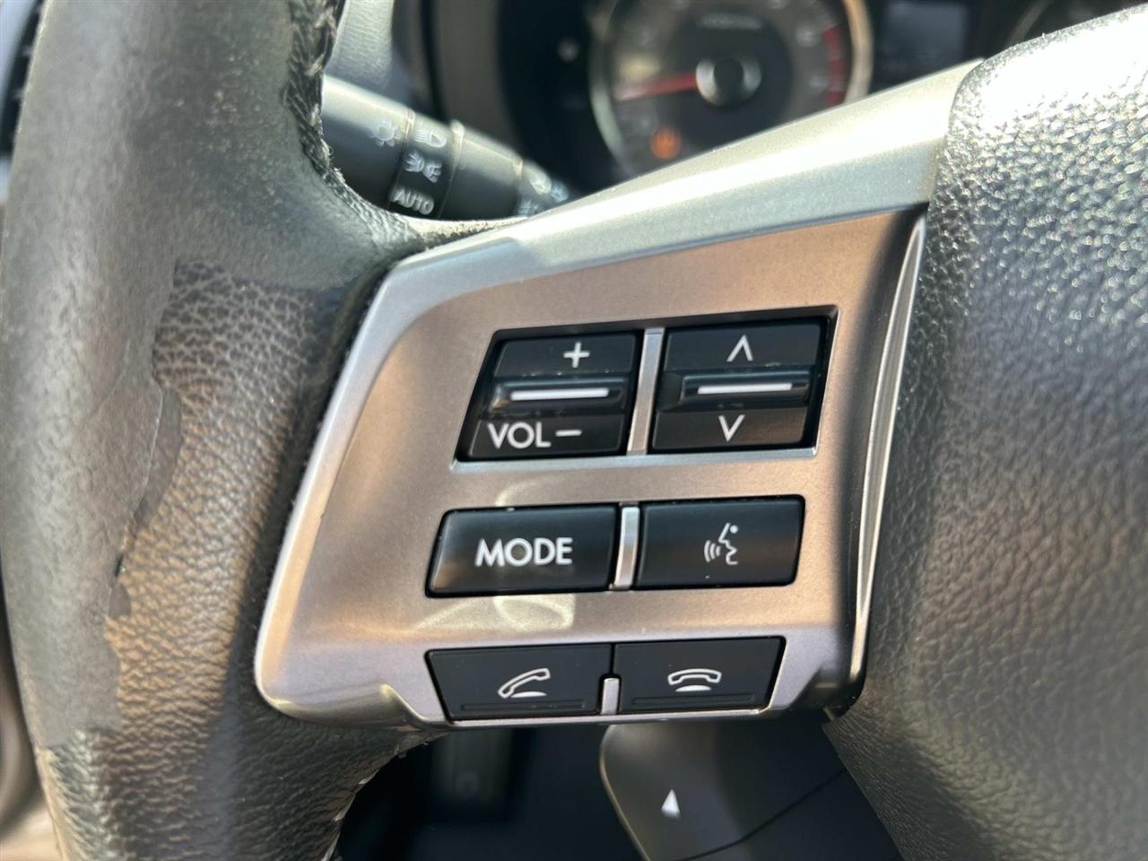 Subaru Forester 4dr CVT 2.5i Limited PZEV 2015