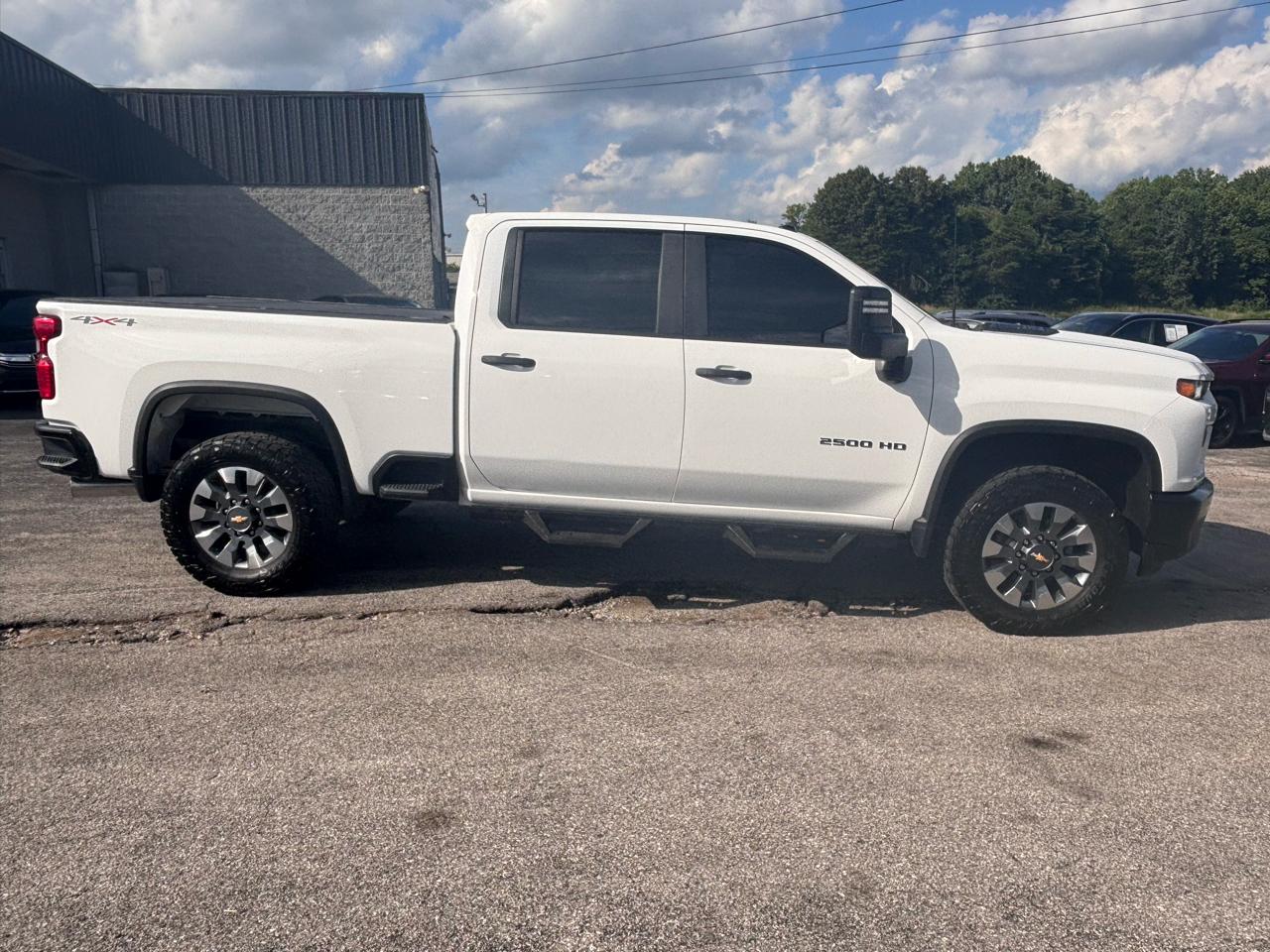 Chevrolet Silverado 2500HD 4WD Crew Cab 159" Custom 2023