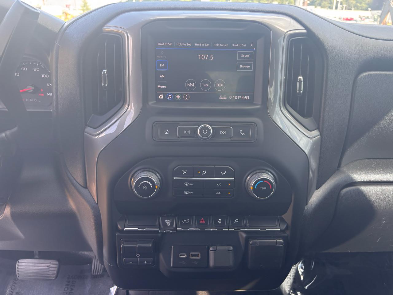 Chevrolet Silverado 2500HD 4WD Crew Cab 159" Custom 2023