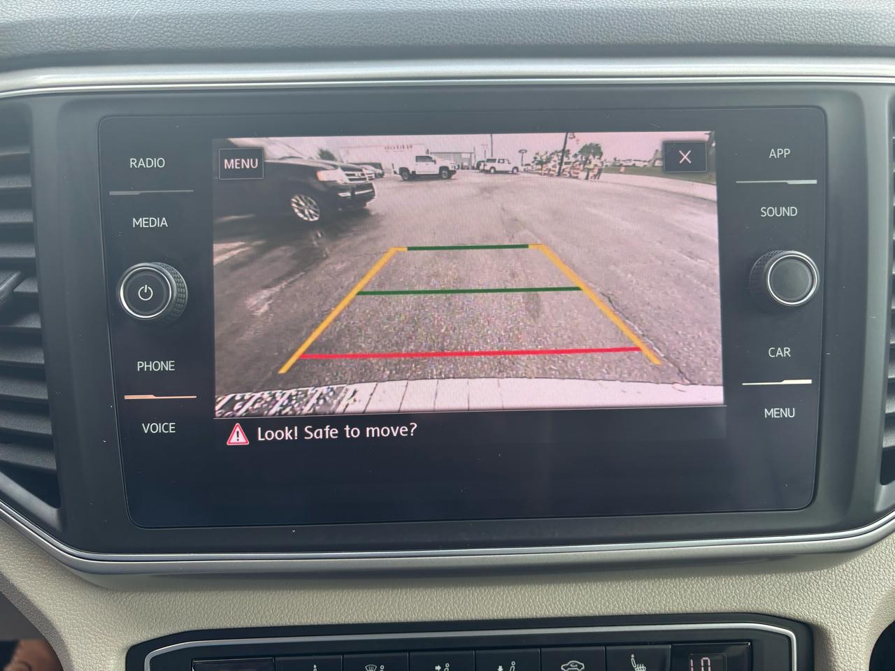Volkswagen Atlas 3.6L V6 SE w/Technology FWD 2019