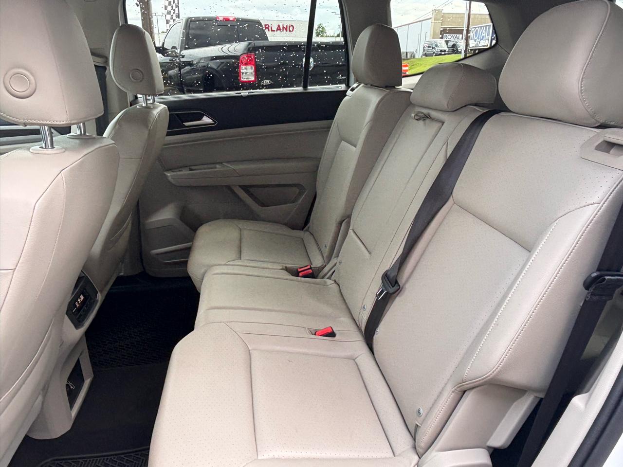 Volkswagen Atlas 3.6L V6 SE w/Technology FWD 2019