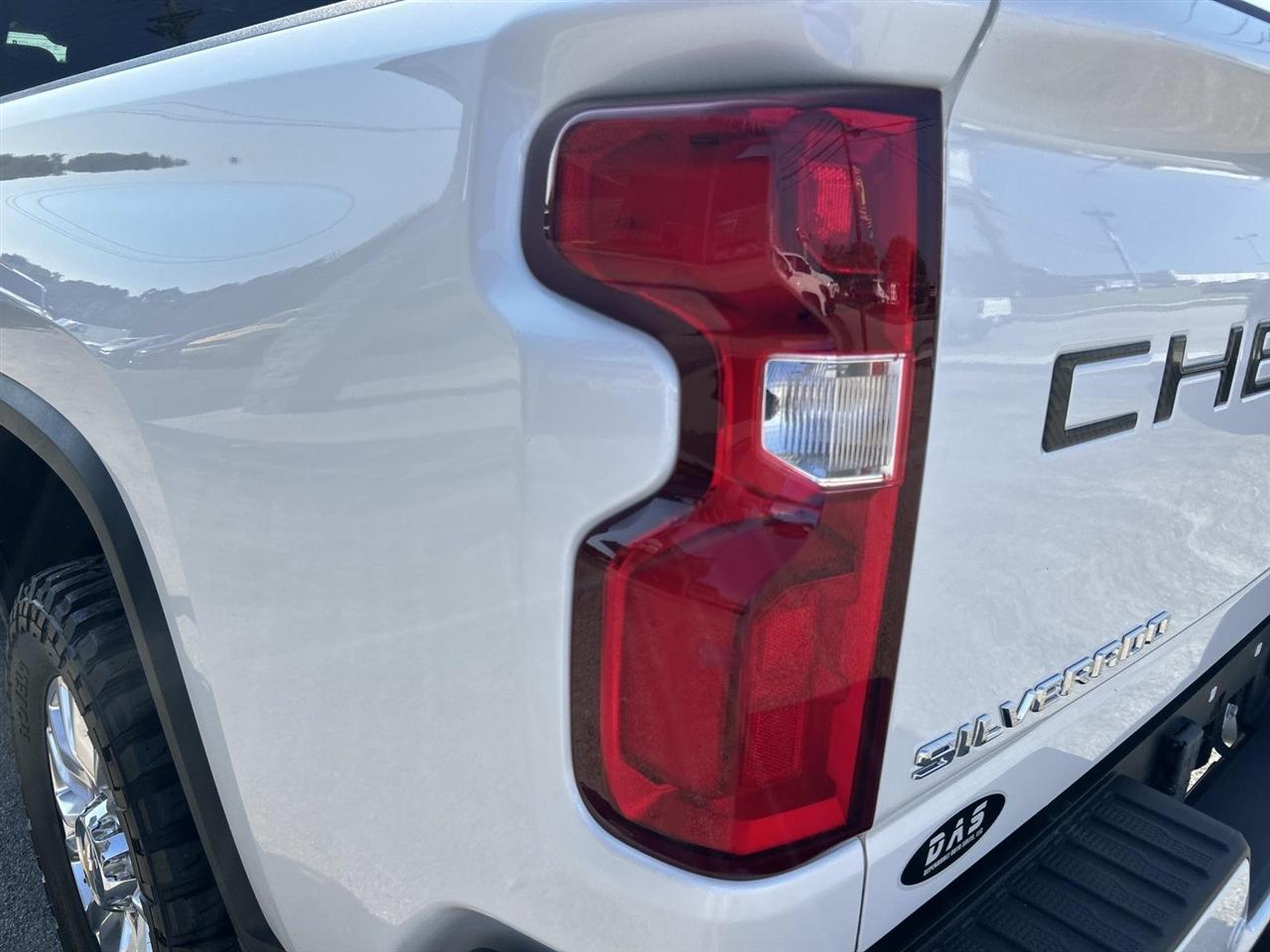 Chevrolet Silverado 3500HD 4WD Crew Cab 159" High Country 2023