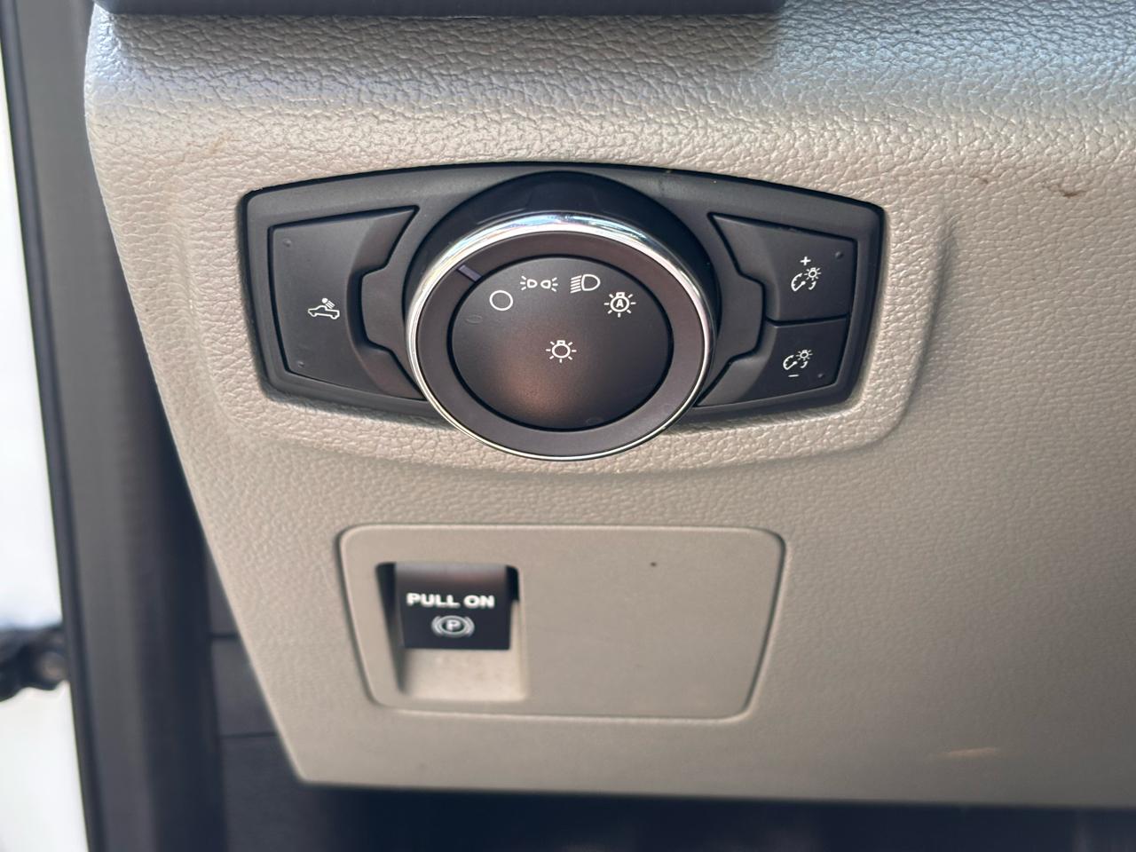 Ford F-150 XLT 2WD SuperCab 6.5' Box 2019
