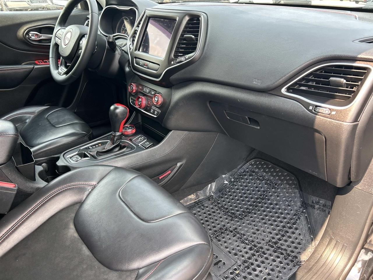 Jeep Cherokee Trailhawk 4x4 2020