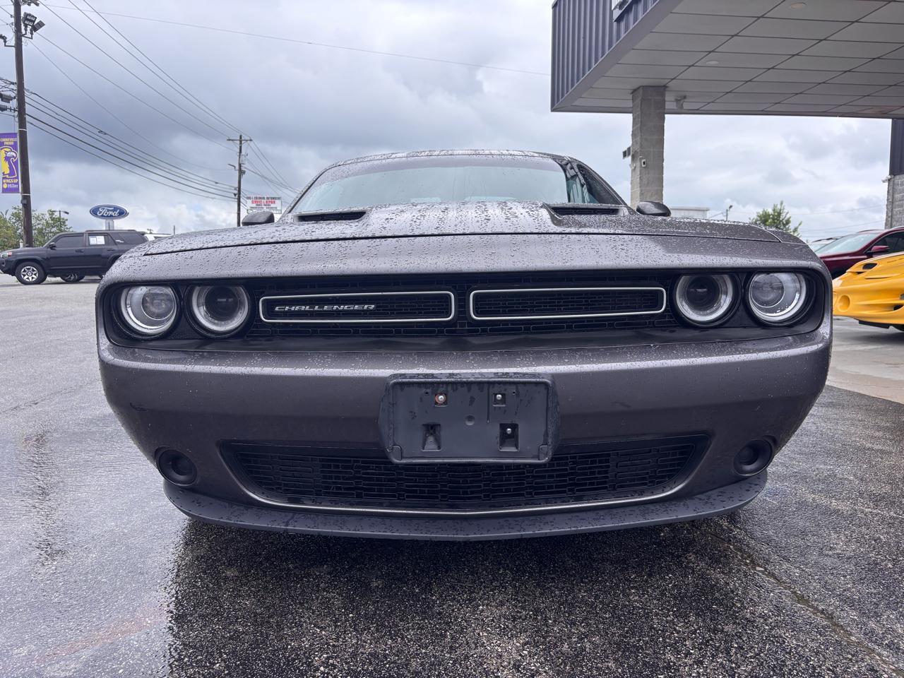 Dodge Challenger SXT Coupe 2017