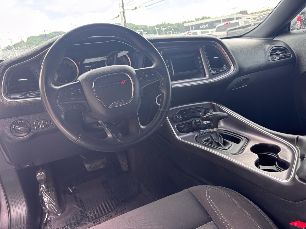 Dodge Challenger SXT Coupe 2017