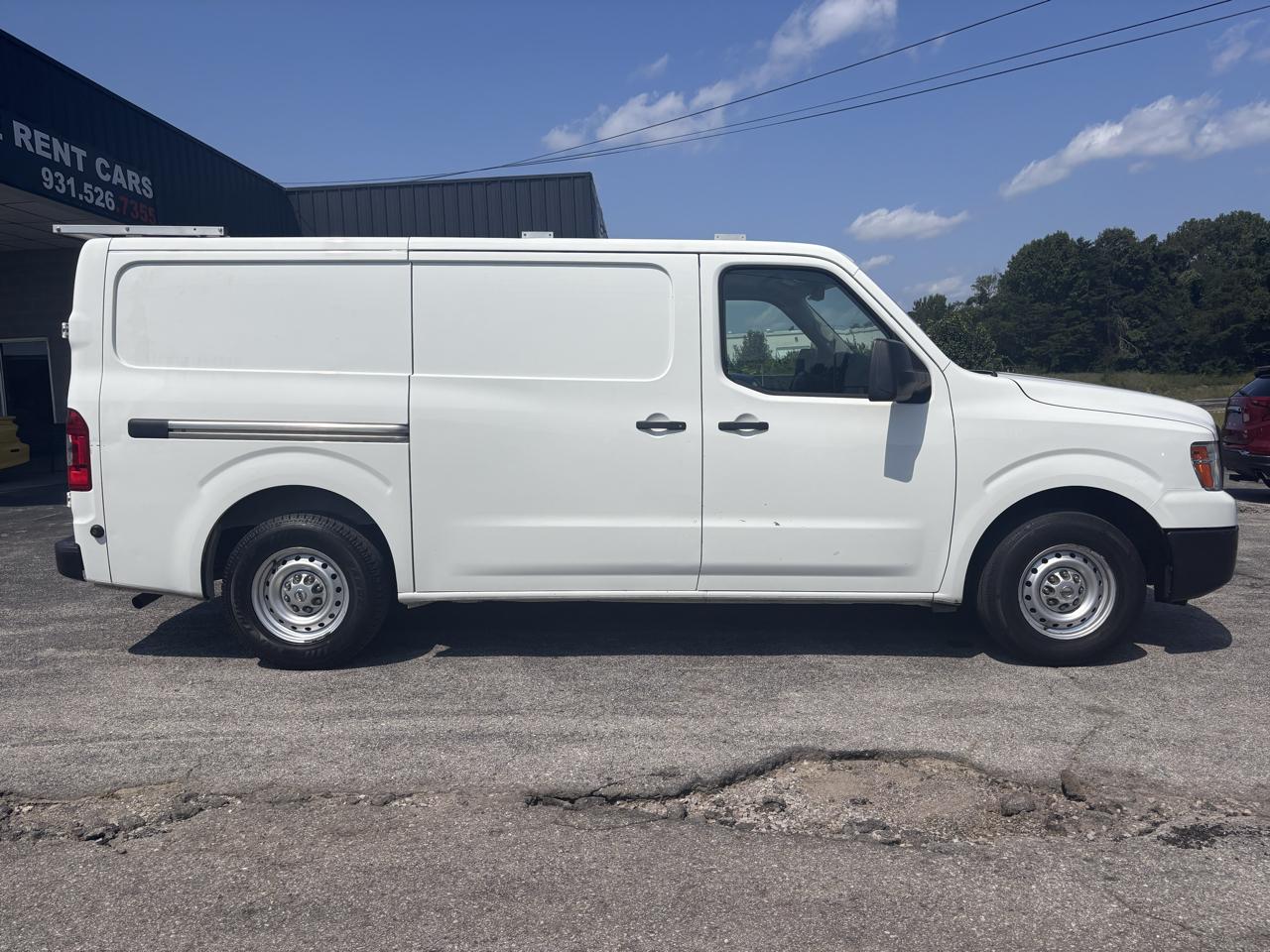 Nissan NV Cargo NV2500 HD Standard Roof V6 S 2018