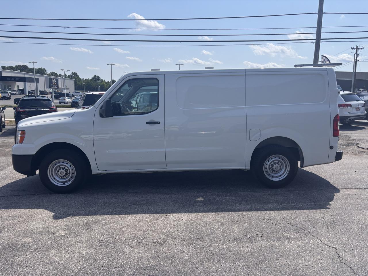 Nissan NV Cargo NV2500 HD Standard Roof V6 S 2018