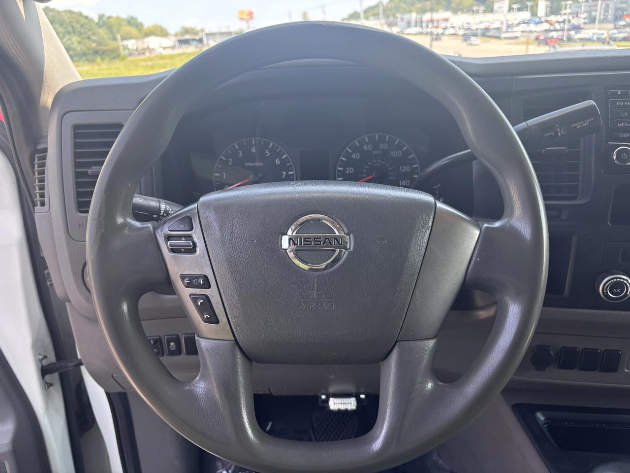 Nissan NV Cargo NV2500 HD Standard Roof V6 S 2018