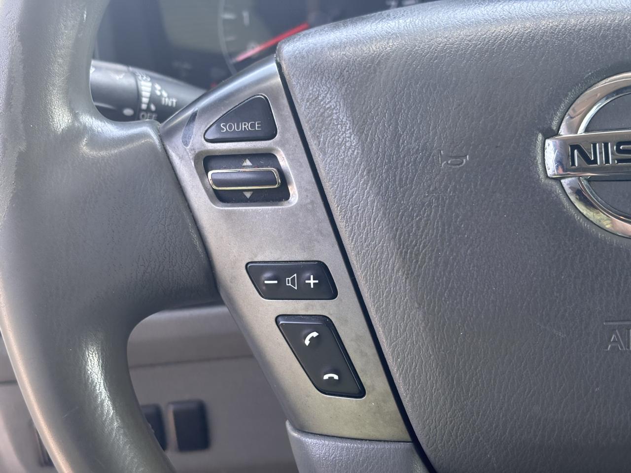 Nissan NV Cargo NV2500 HD Standard Roof V6 S 2018