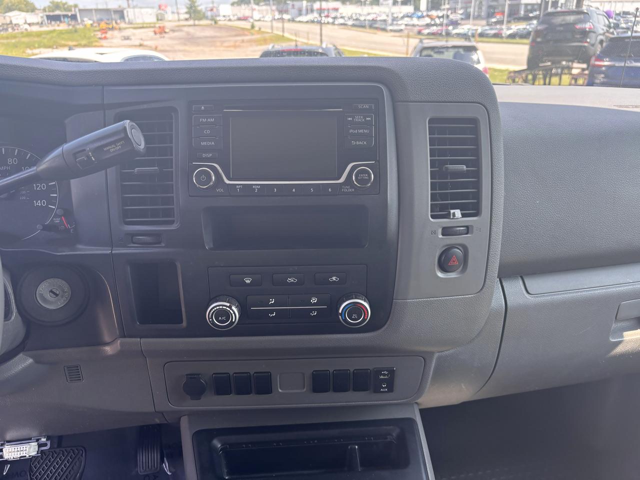 Nissan NV Cargo NV2500 HD Standard Roof V6 S 2018