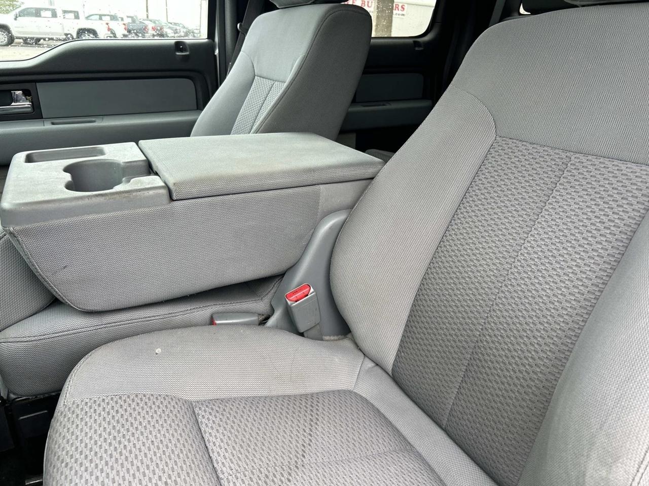 Ford F-150 photo 22