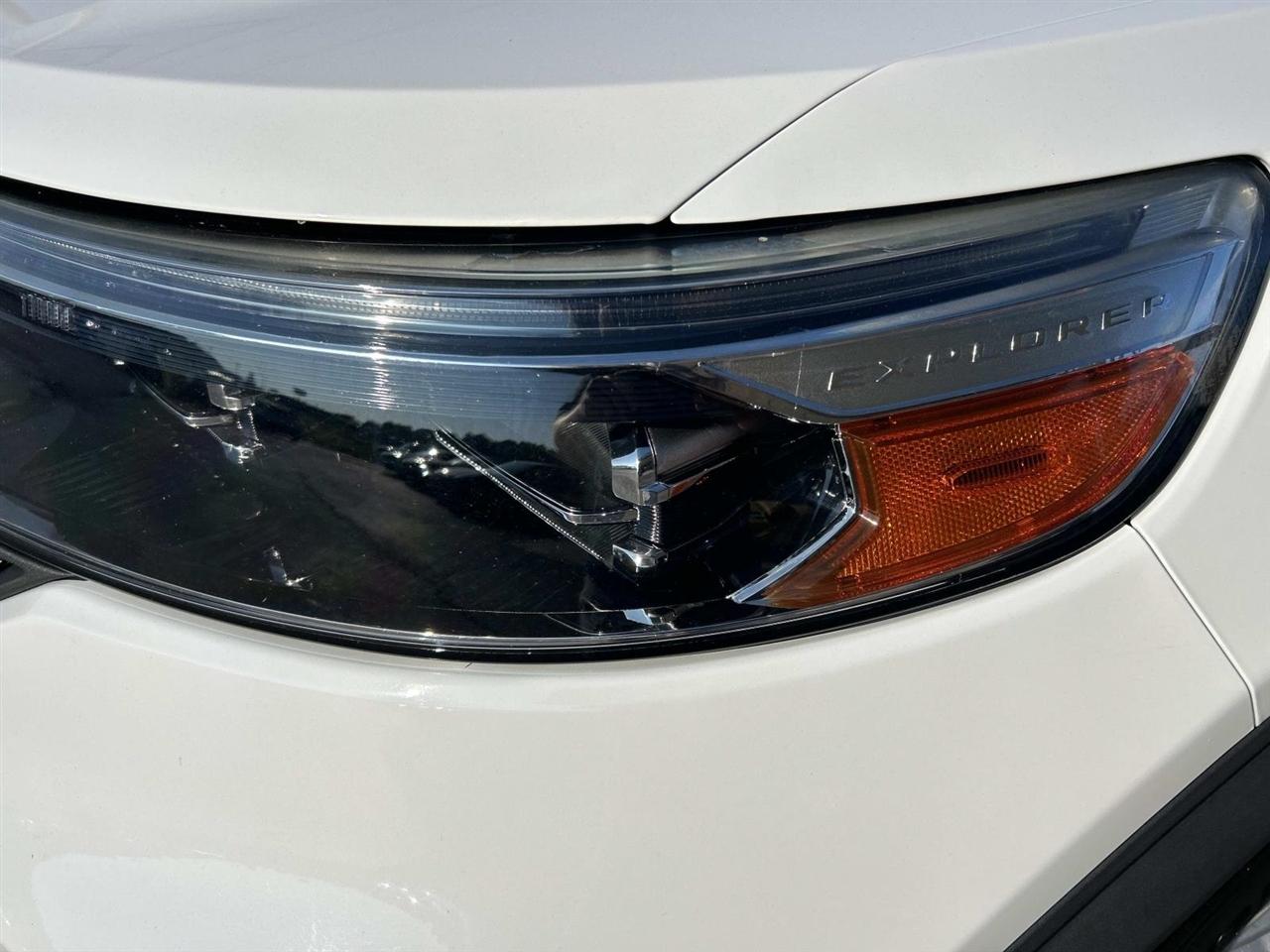 Ford Explorer photo 10