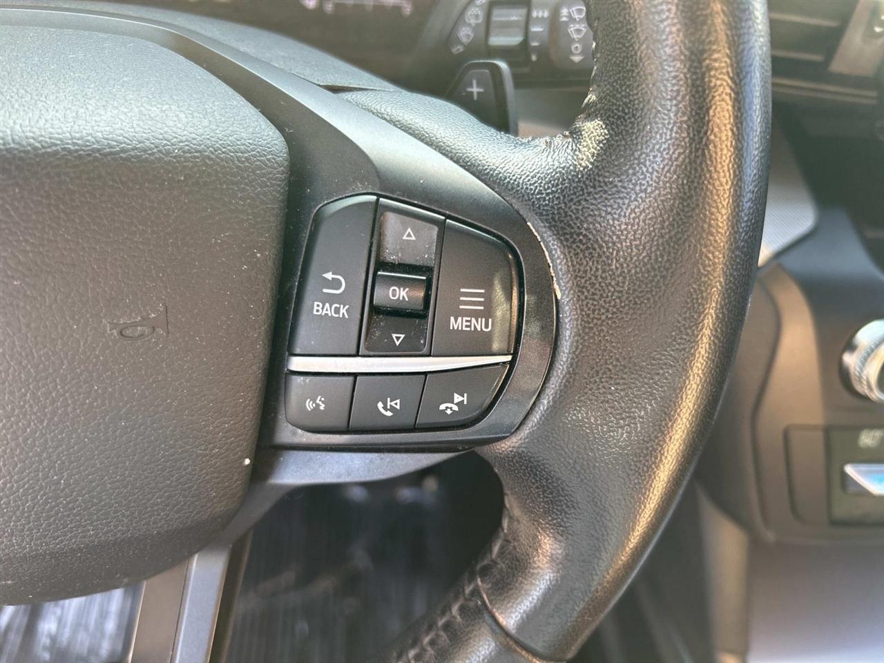 Ford Explorer photo 29