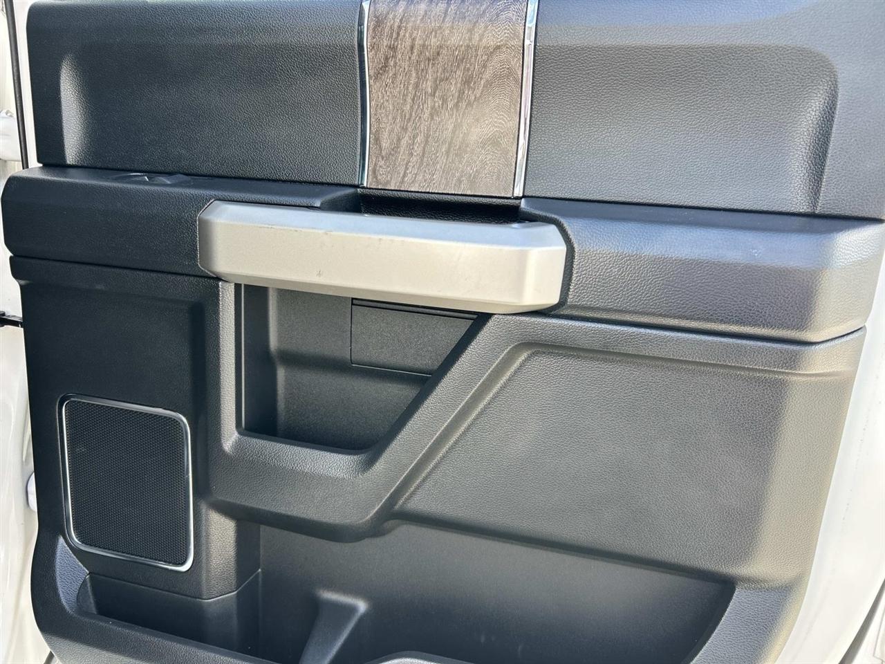 Ford F-250 photo 15