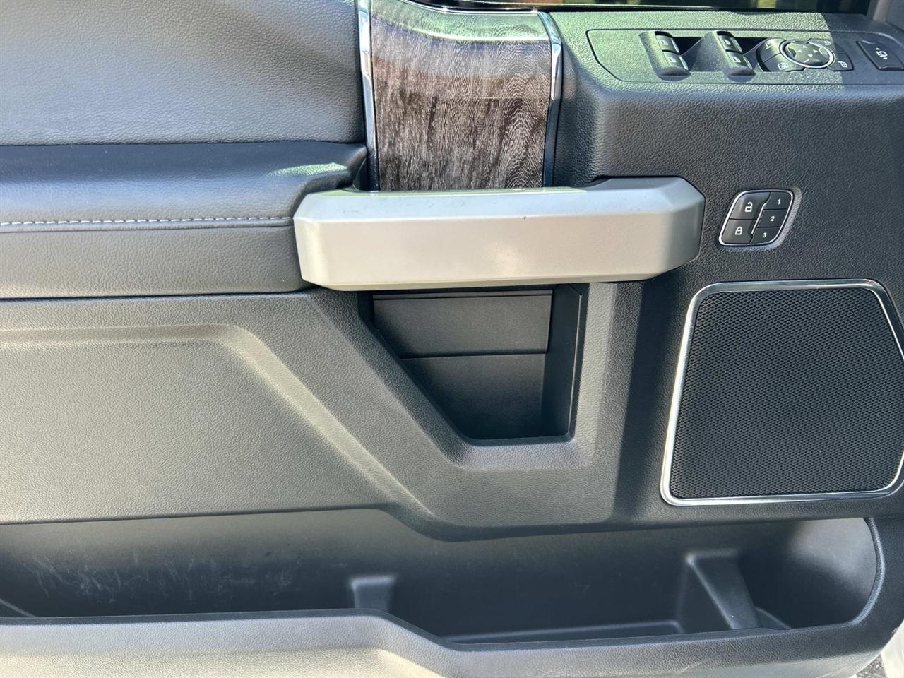 Ford F-250 photo 20