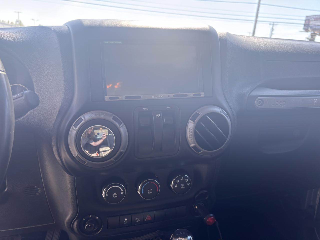 Jeep Wrangler 4WD 2dr Sport 2015