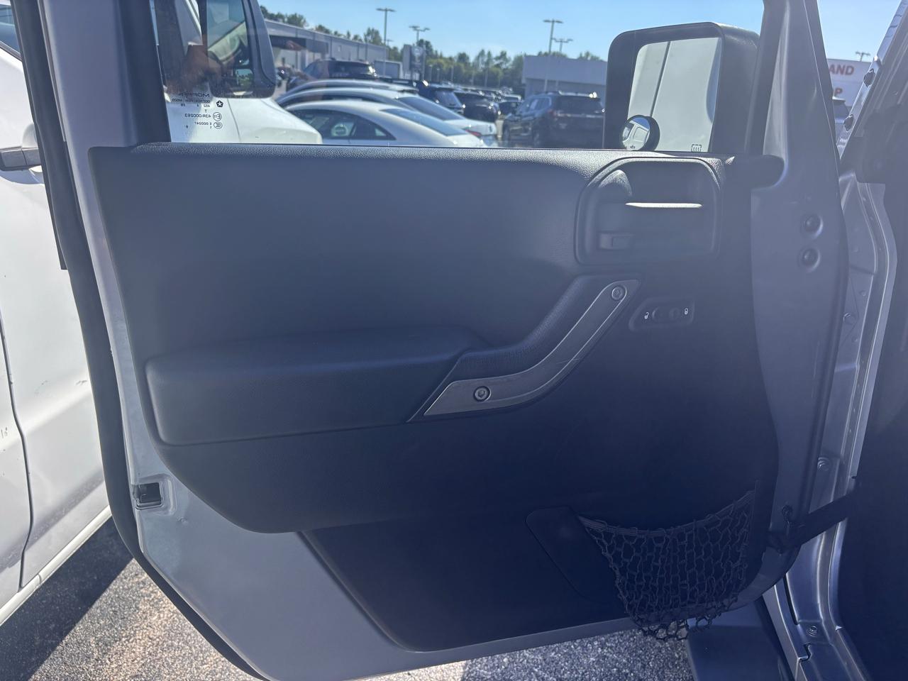 Jeep Wrangler 4WD 2dr Sport 2015