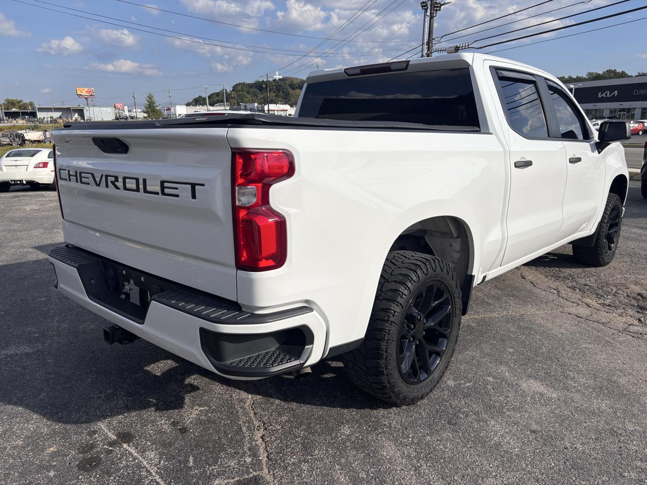 Chevrolet Silverado 1500 2WD Crew Cab 147" Custom 2021