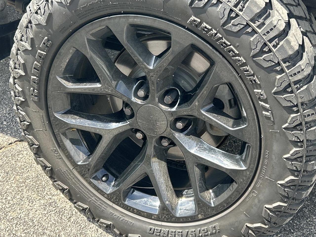 Chevrolet Silverado photo 10