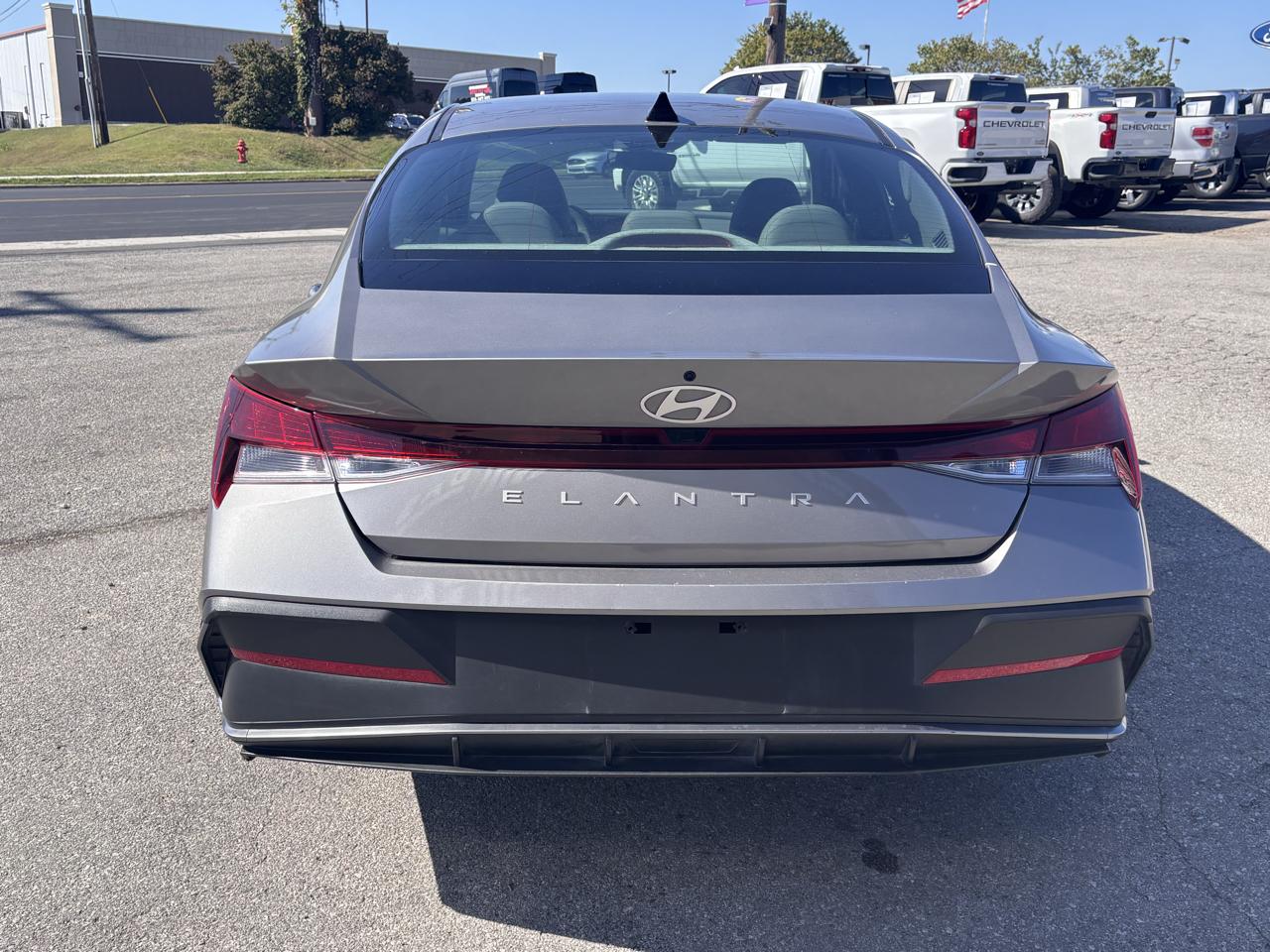 Hyundai Elantra SEL IVT 2024