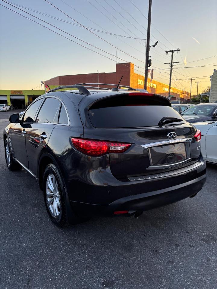 Infiniti FX FX35 AWD 2010