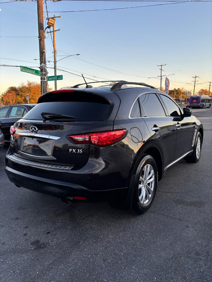 Infiniti FX FX35 AWD 2010