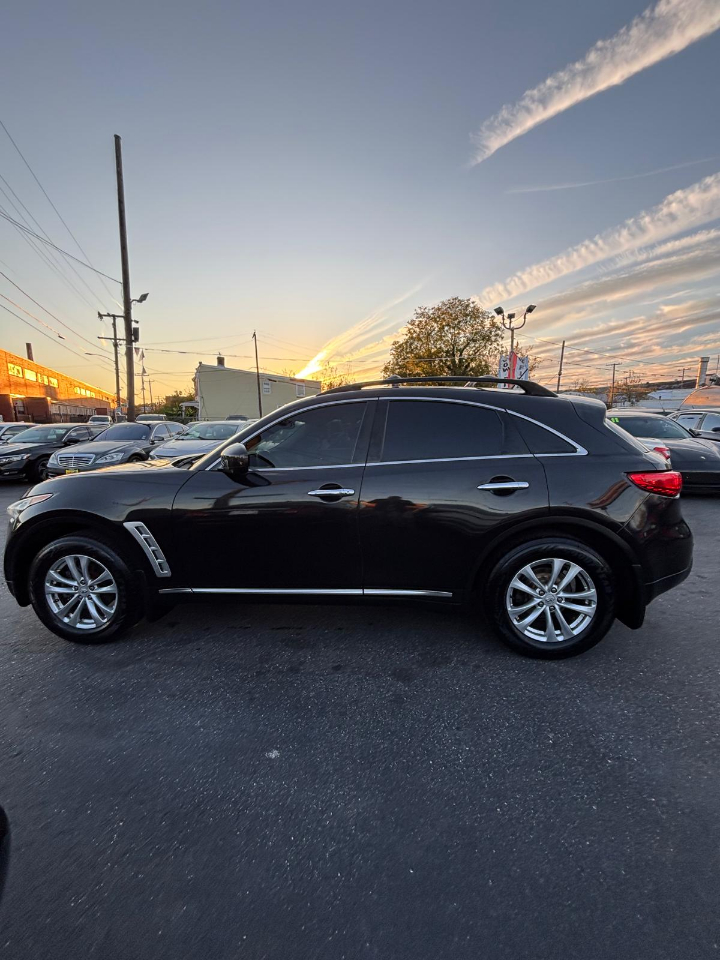 Infiniti FX FX35 AWD 2010