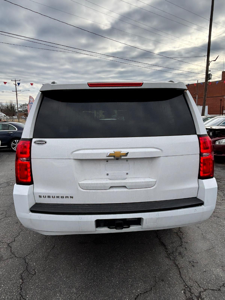 Chevrolet Suburban LS 2WD 2015