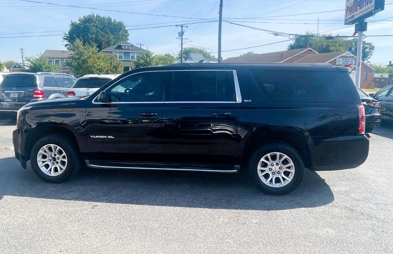 GMC Yukon XL SLT 1/2 Ton 4WD 2015