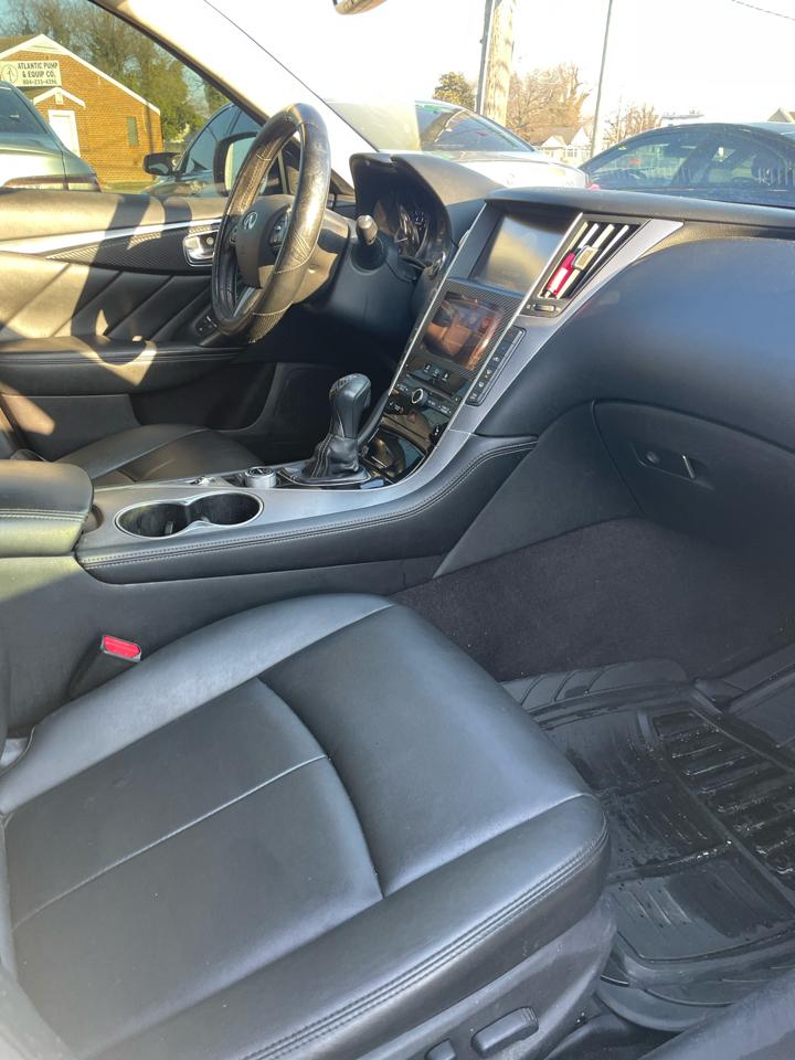 Infiniti Q50 Premium 2014