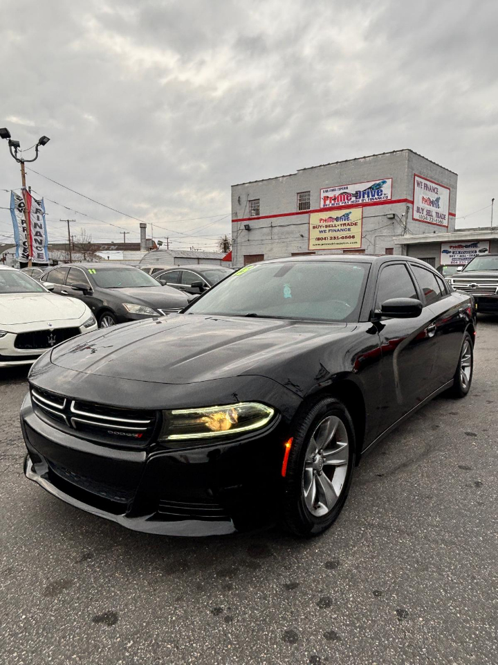 Dodge Charger SE 2015