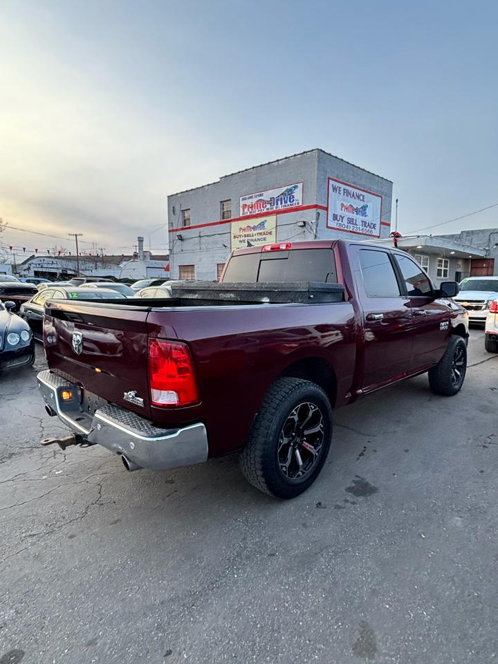 RAM 1500 SLT Crew Cab SWB 4WD 2017