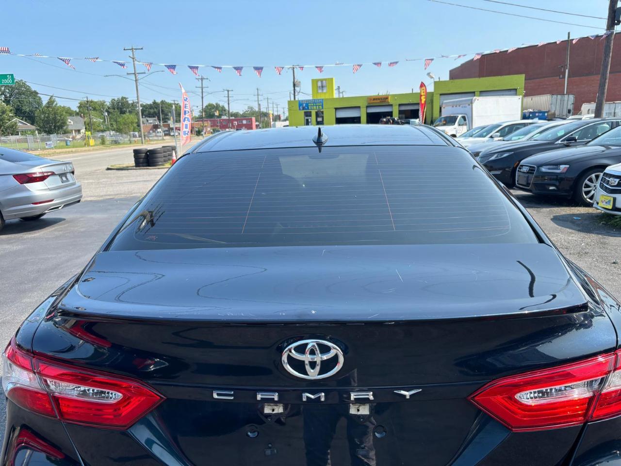 Toyota Camry SE 2020