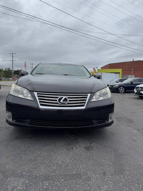 Lexus ES 350 Sedan 2011
