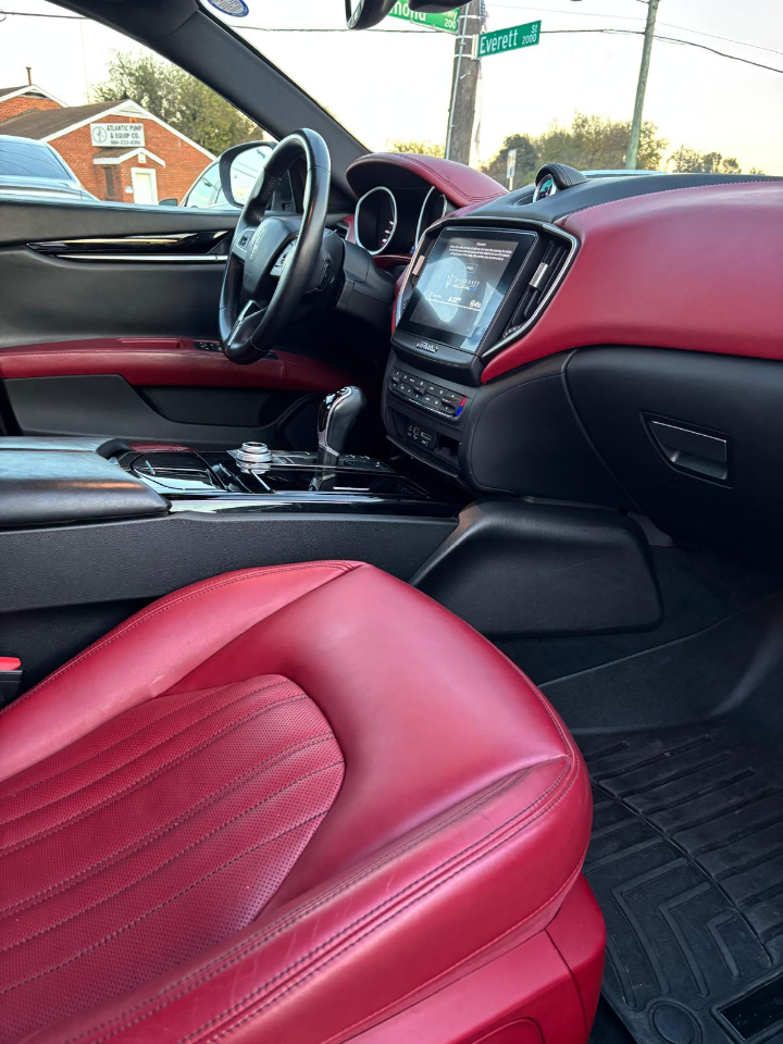 Maserati Ghibli S 2017