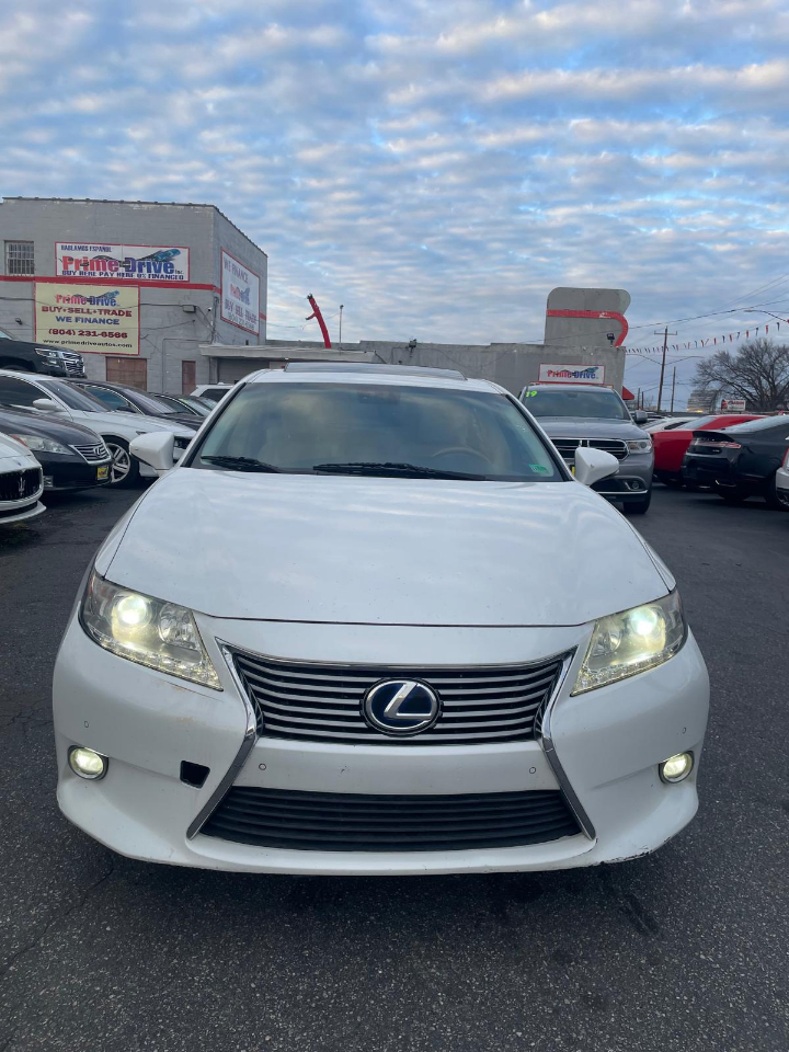 Lexus ES 300h Sedan 2014