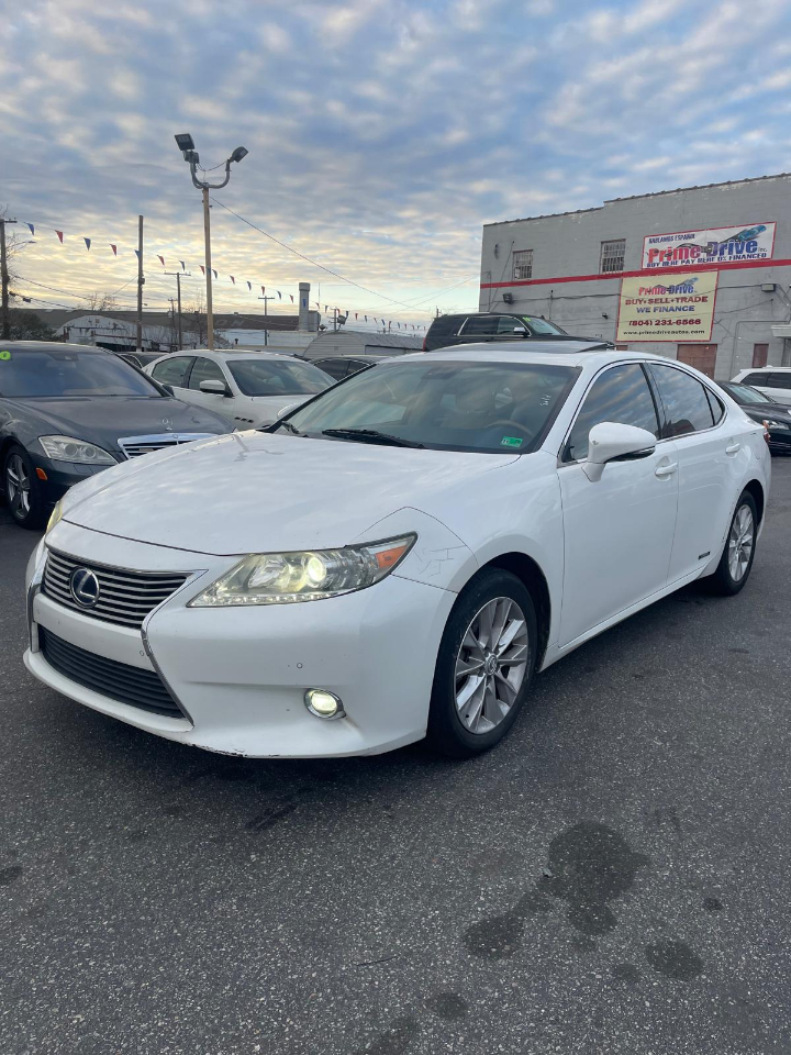 Lexus ES 300h Sedan 2014