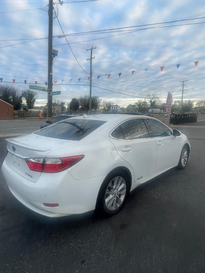 Lexus ES 300h Sedan 2014