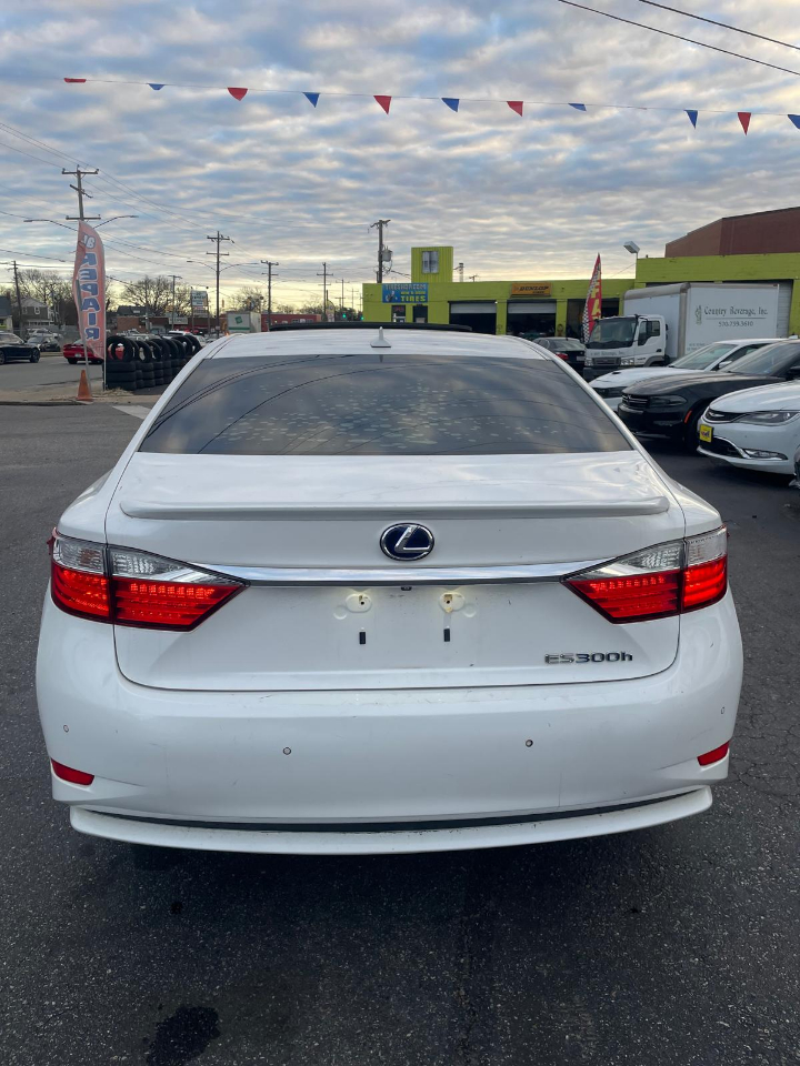 Lexus ES 300h Sedan 2014