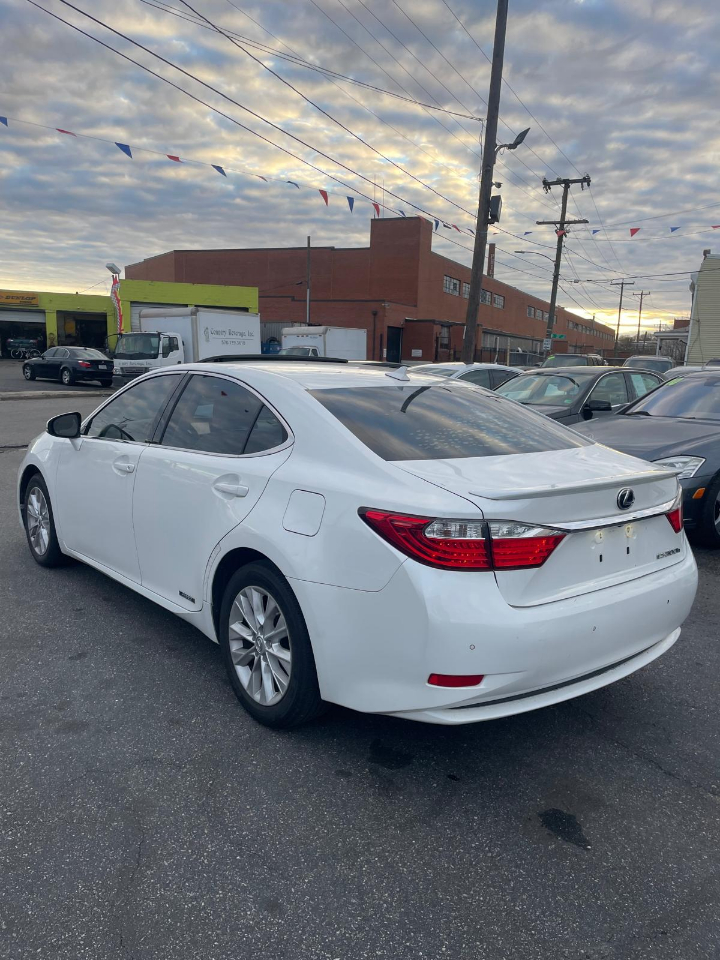 Lexus ES 300h Sedan 2014