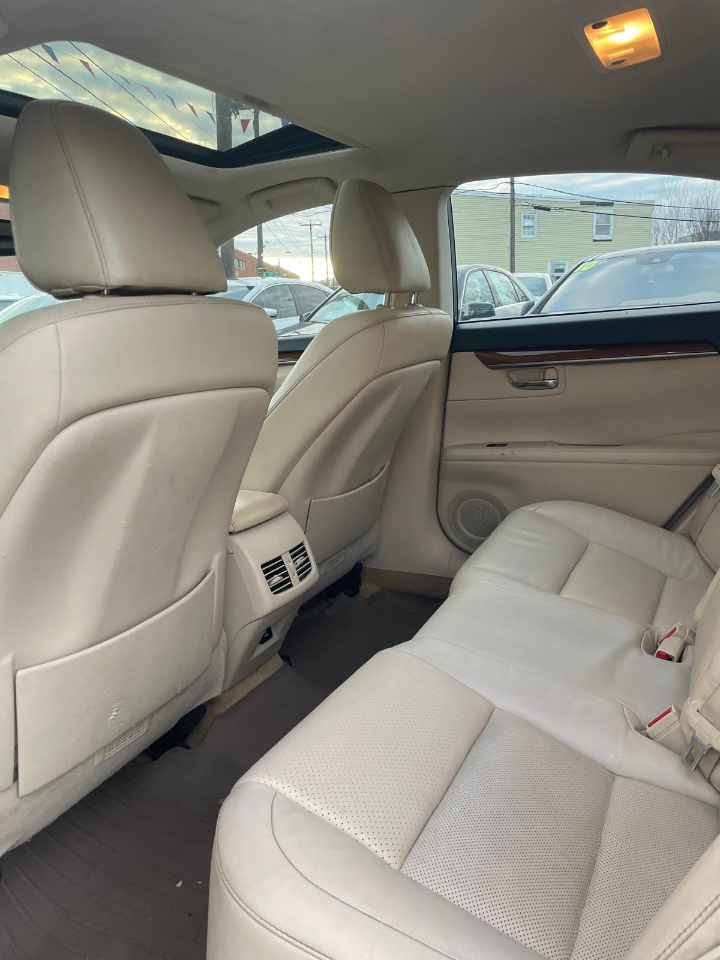 Lexus ES 300h Sedan 2014